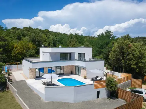 Montažna kuća Individualni projekti, 120 m², Chasma