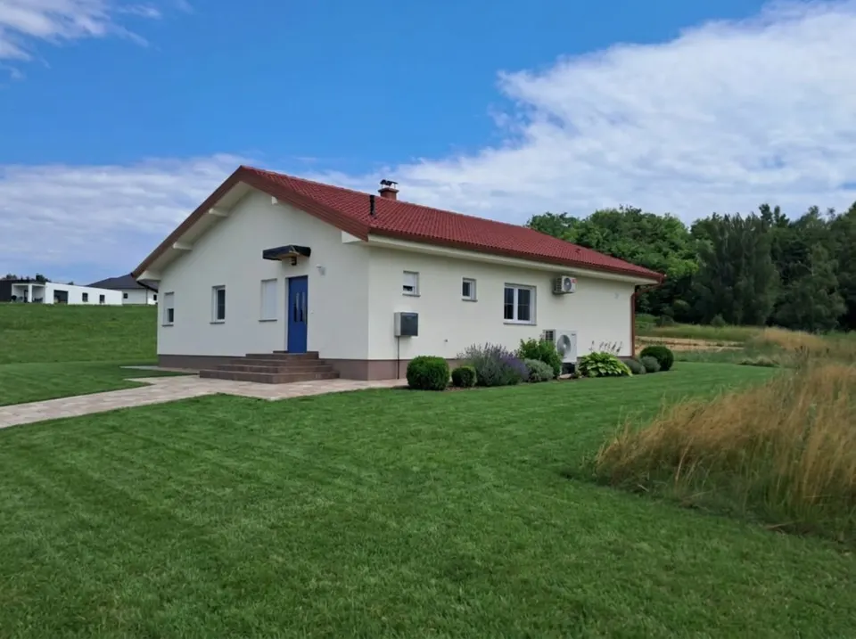Montažna kuća Individualni projekti, 120 m², Chasma