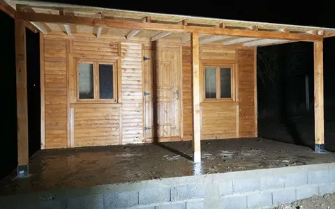 Montažna kuća Vikend kućice / kontejneri od drveta, 20 m², Kuće Nenić