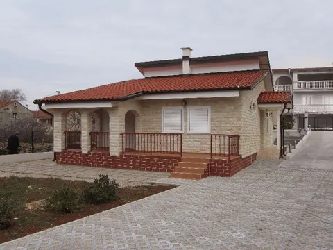 Montažna kuća Prizemne tipovi, 100 m², Promo d.o.o.