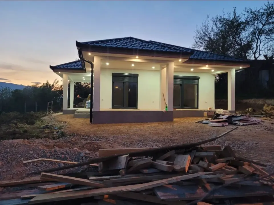 Montažna kuća Montažna kuća Bihać Ružica, 85 m², Schwabo Gradnja