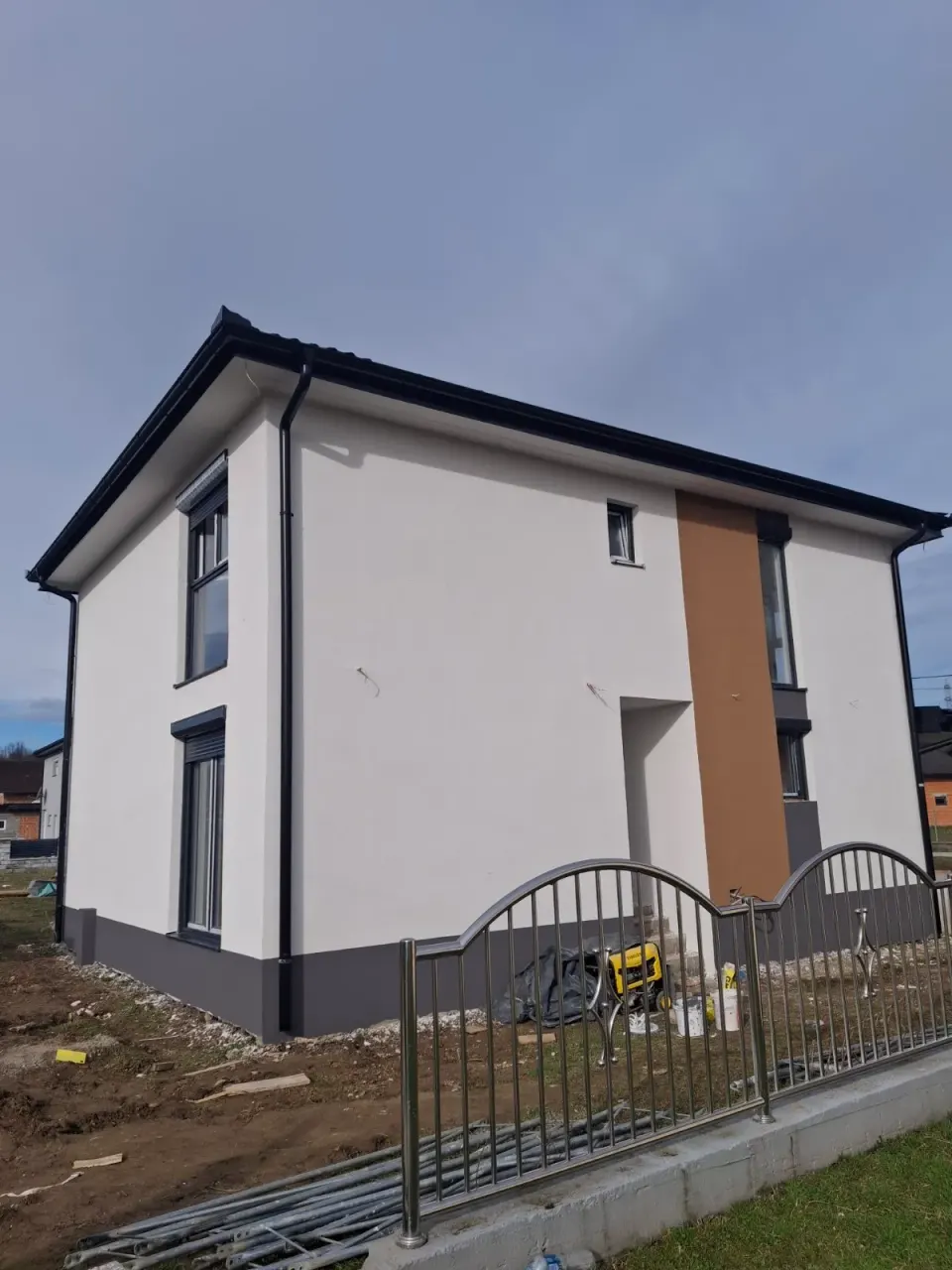 Montažna kuća Montažna kuća Prijedor Čarakovo, 180 m², Schwabo Gradnja