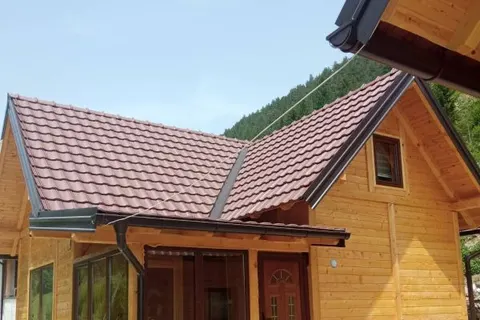 Montažna kuća Drvena kuća / brvnara po meri, 60 m², SZR GOD